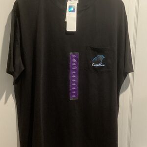 NWT Women’s NFL TEAM APPAREL “Carolina Panthers” SS Graphic Pocket Tee-Size XXL